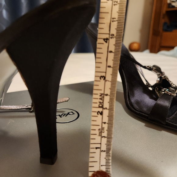 Marciano black strappy  heels - Picture 7 of 7